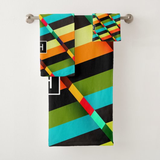 Kleurrijke Moderne Abstracte Strepen & Monogram Bad Handdoek (Insitu)
