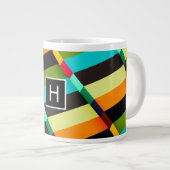 Kleurrijke Moderne Abstracte Strepen & Monogram Grote Koffiekop (Voorkant rechts)