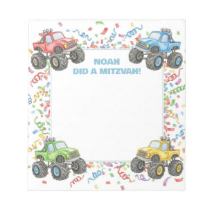 Kleurrijke monstertrucks gepersonaliseerde mitswa notitieblok