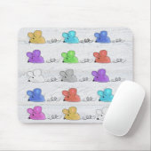Kleurrijke muizen op gewitwasd hout muismat (Met muis)