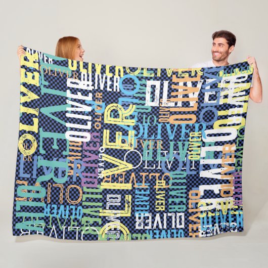 Kleurrijke namen Gerepliceerd over geruit patroon Fleece Deken (In situ)