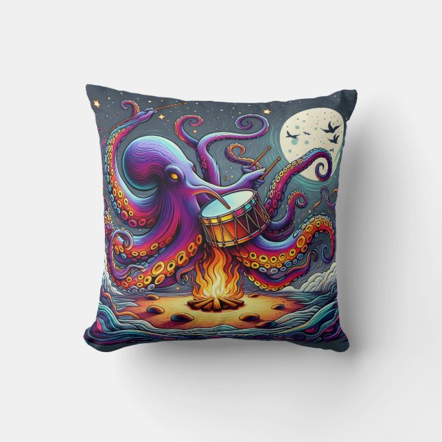 Kleurrijke Octopus Drummen door Moonlit Campfire Kussen (Voorkant)