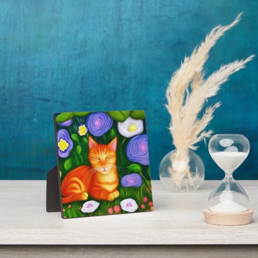Kleurrijke oranje kat in bloementuin fotoplaat (Insitu)