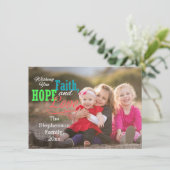 Kleurrijke Overlay Faith Hope Love Foto Kerstmis Feestdagenkaart (Staand voorkant)