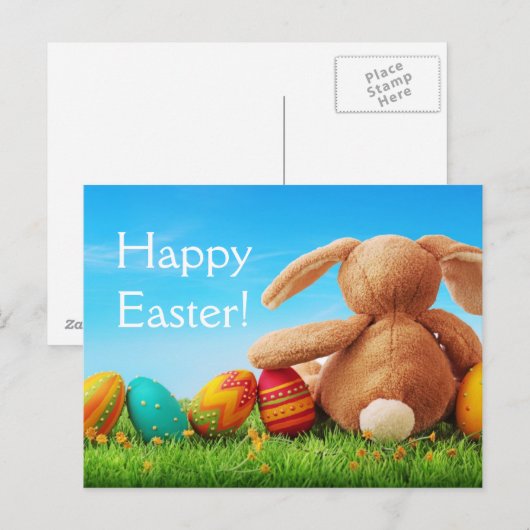 Kleurrijke paaseieren en konijn op groen gras feestdagenkaart (Voorkant / Achterkant)