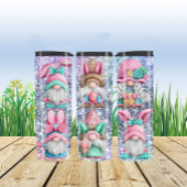 Kleurrijke paashoorntjes met konijnenoren en glitt thermosbeker