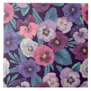 Kleurrijke pansies op diep violet tegeltje