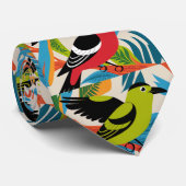 Kleurrijke papegaaien te midden van tropisch gebla stropdas (Opgerold)