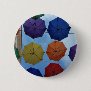 Kleurrijke paraplu ronde button 5,7 cm