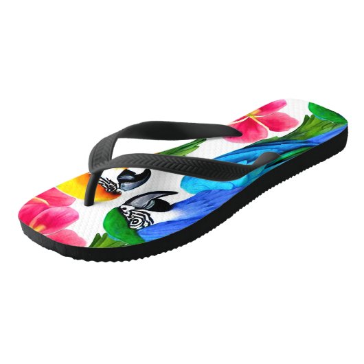 Kleurrijke parrots met tropische bloemen teenslippers (Schuin)