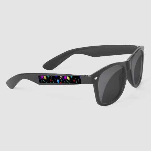 Kleurrijke partijballonnen en sterren zonnebrillen (Rechts)