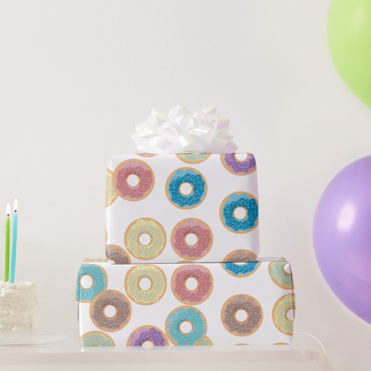 Kleurrijke Pastel Donuts & Sprinkles Patroon Cadeaupapier (Feestgeschenken)