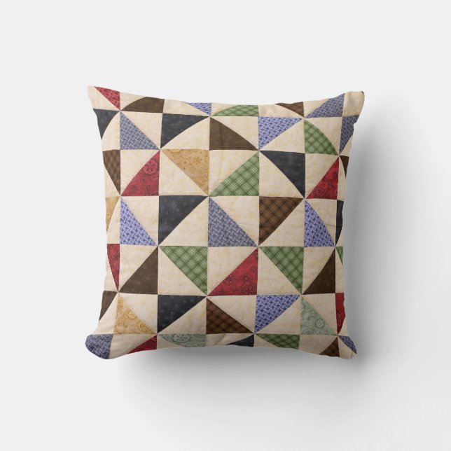 Kleurrijke Patchwork Quilt: Bloemtextuur. Kussen (Voorkant)
