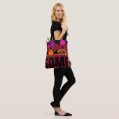 Kleurrijke patrontas met de tekst Awesome Tote Bag (Op model)