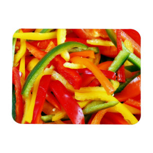 Kleurrijke peper snijdt magneet