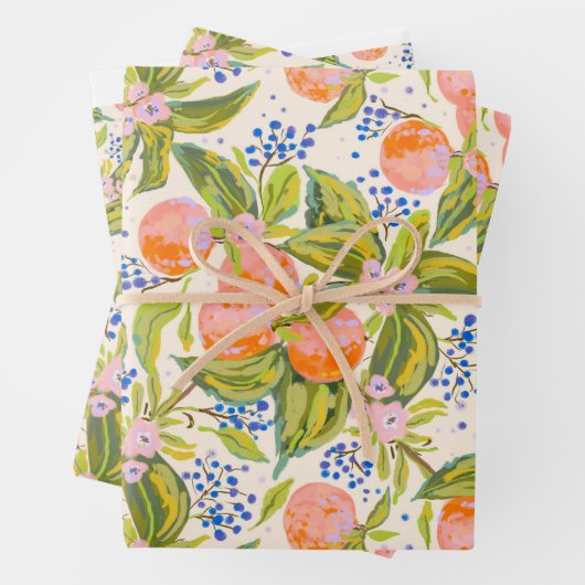 Kleurrijke perziken met bloemen inpakpapier vel (In situ)