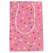 Kleurrijke Polka Dots op Roze Medium Cadeauzakje (Voorkant)