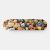 Kleurrijke Pompoenen A Persoonlijk Skateboard (Horizontaal)