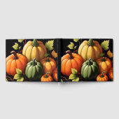 Kleurrijke pompoenen zwarte achtergrond gastenboek (Volledig)