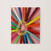 Kleurrijke potloodkrijtjes in een cirkel legpuzzel (Verticaal)