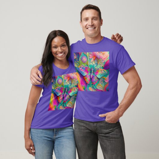 Kleurrijke psychedelische vlinder en bloemen t-shirt (Unisex)