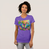 Kleurrijke psychedelische vlinder en wilde bloemen t-shirt (Voorkant volledig)