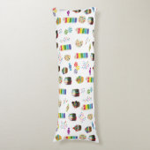 Kleurrijke Rainbow Cake Desserts & Sprinkles Patro Lichaamskussen (Voorkant Verticaal)