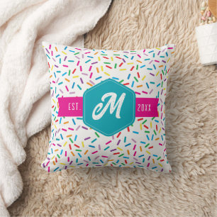 Kleurrijke Rainbow Sprinkles Retro Monogram Kussen