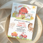Kleurrijke Red Barn Boerderij Dieren Verjaardag ui Kaart<br><div class="desc">Kleurrijke Red Barn Farm Animals Verjaardagsuitnodiging Sweet boerderij thema verjaardagsuitnodiging die kan worden gebruikt voor een meisje of jongen met verschillende schattige boerderijdieren,  rode schuur,  rode tractor,  zon en windmolen. Deze schattige roze baa moo of boerderijverjaardagsuitnodiging is zeker om de scène voor een boerderij thema verjaardagsfeestje te zetten.</div>