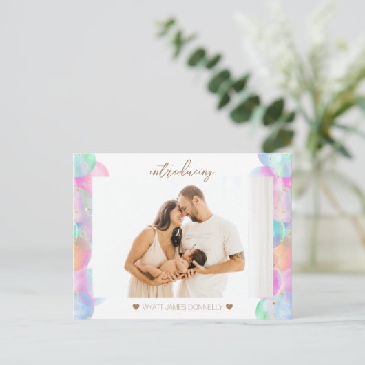 Kleurrijke regenboog bubbels foto geboorte aankond aankondigingskaart (Staand voorkant)