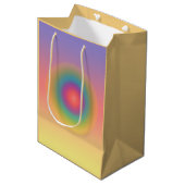 Kleurrijke regenboog Concentrische cirkelruimte Medium Cadeauzakje (Voorkant Gekanteld)