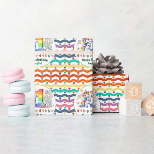 Kleurrijke regenboog en eenhoorn 1e verjaardagsfee cadeaupapier (Baby Shower)