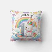 Kleurrijke Regenboog en Konijn 1e Verjaardagsfeest Kussen (Voorkant)