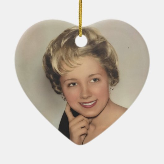 Kleurrijke regenboog in blauwe lucht, jonge vrouw  keramisch ornament (Achterkant)