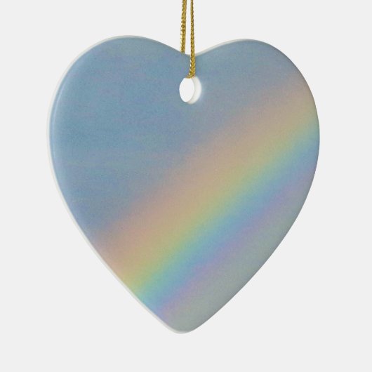 Kleurrijke regenboog in blauwe lucht, jonge vrouw  keramisch ornament (Rechts)