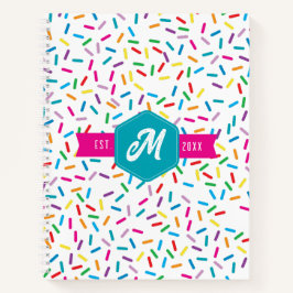 Kleurrijke Regenboog Strooisel Retro Monogram Notitieboek