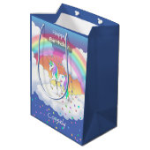 Kleurrijke regenboog Unicorn en sterren Medium Cadeauzakje (Achterkant Gekanteld)