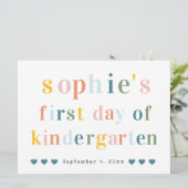 Kleurrijke regenboogletters | 1e Dag van het Schoo Kaart (Staand voorkant)