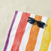 Kleurrijke regenboogmonogram Naam Waterverf Stripe Strandlaken (In situ)