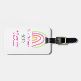 Kleurrijke regenboogstrepen voegen lerarennaam jaa bagagelabel