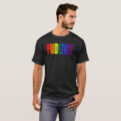 Kleurrijke regenboogtekst LGBTQ Gay Pride 2022 T-S T-shirt (Voorkant volledig)