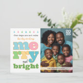 Kleurrijke Retro Bold Typografie Vrolijk en Helder Feestdagenkaart (Staand voorkant)