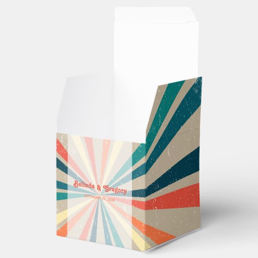 Kleurrijke Retro Rainbow Sunburst Weddenschap Bedankdoosjes (Geopend)