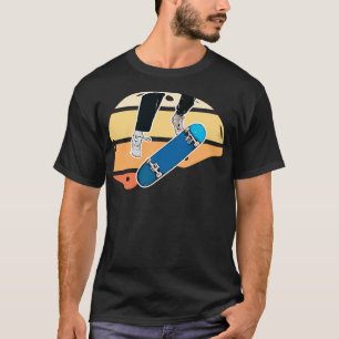 Kleurrijke Retro Skateboard Helm met Kickflip T-shirt