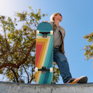 Kleurrijke Retro Stripe - 70, 80 Persoonlijk Skateboard