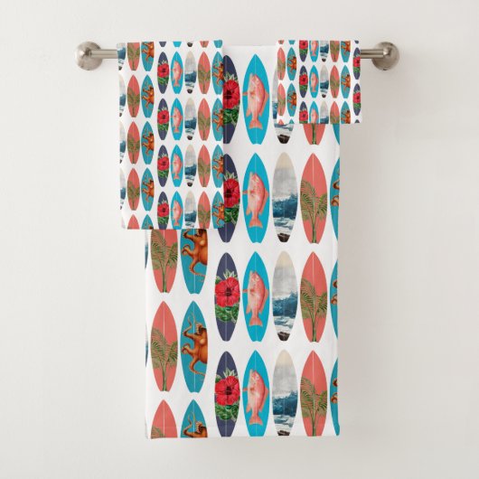 Kleurrijke Retro Surfboards Patroon Bad Handdoek (Insitu)