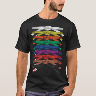 Kleurrijke riemen Karate Kung Fu Judo Jiu Jitsu Fi T-shirt