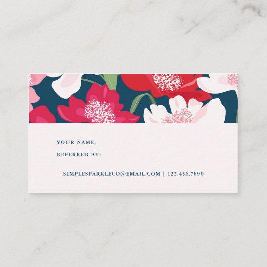 Kleurrijke rode bloemen verwijzen naar een vriend  aanbevelingskaartje (Achterkant)