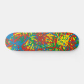 Kleurrijke rode gele blauwe graffiti persoonlijk skateboard (Horizontaal)
