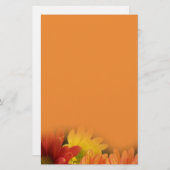 Kleurrijke rode, gele en oranje melkbloemen. briefpapier (Voorkant / Achterkant)